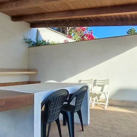 Daire Wonderful Bustini With Pool, Roma Infernetto
